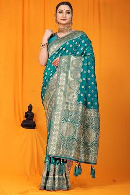 Turquoise woven kanchipuram silk saree with blouse 1
