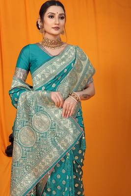Turquoise woven kanchipuram silk saree with blouse 4