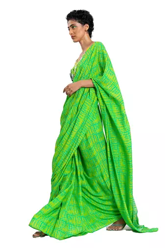 Green Floral Muslin Saree With Blouse