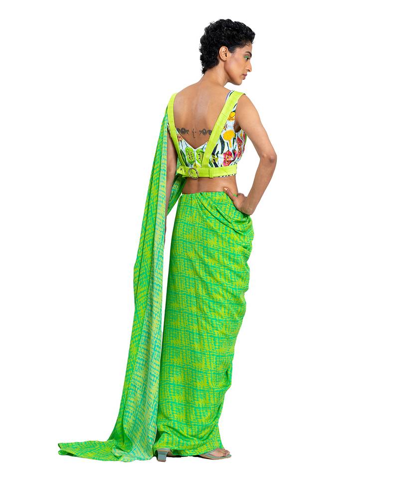 Green Floral Muslin Saree With Blouse