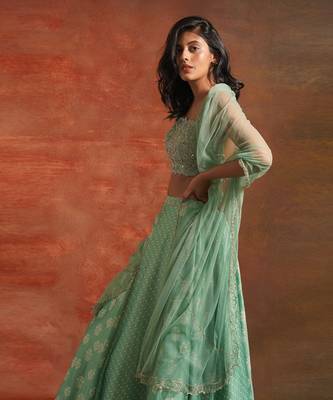 Pastel Green Bhandhani Lehenga  5