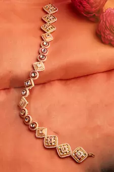 Red pearl hair-accessories