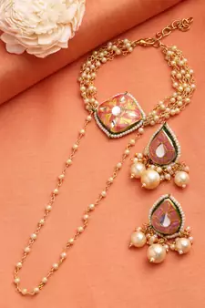 Pink pearl necklace-sets