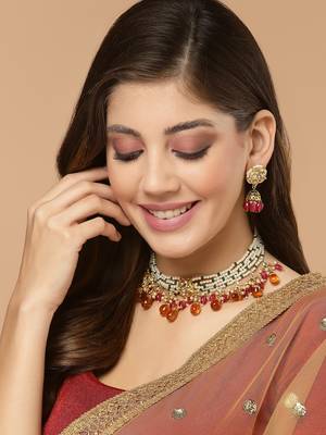 Red pearl earrings 1
