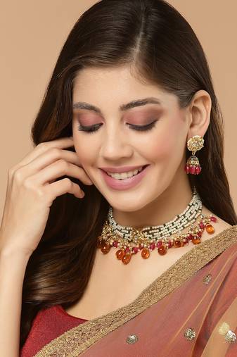 Red pearl earrings