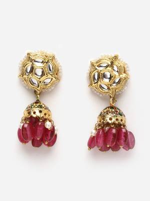 Red pearl earrings 3