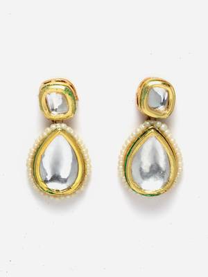 Gold pearl earrings 3