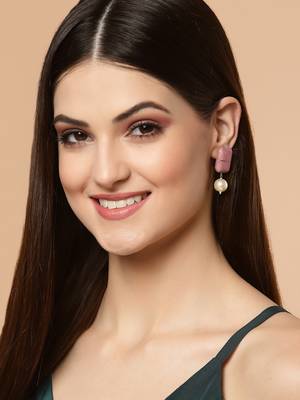 Pink pearl earrings 1