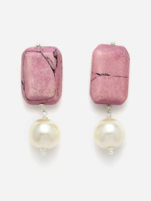 Pink pearl earrings 3
