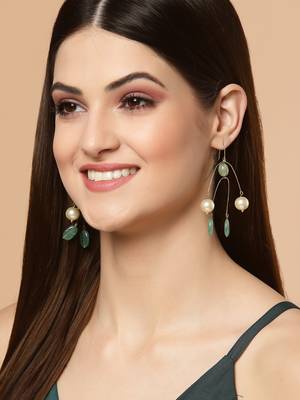 Green pearl earrings 1