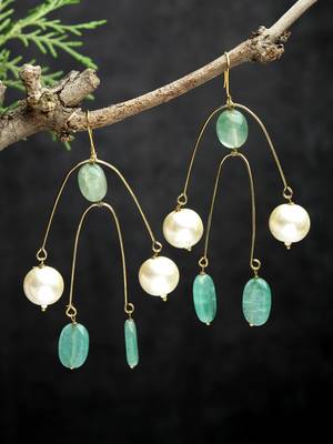 Green pearl earrings 2
