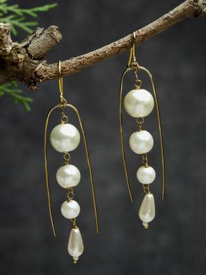 White pearl earrings 2
