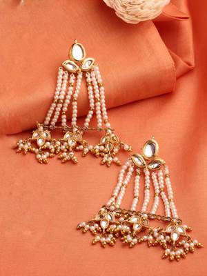 Gold pearl earrings 2