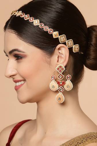 Pink pearl earrings