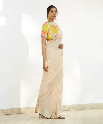 Light Peach Saree Set 5