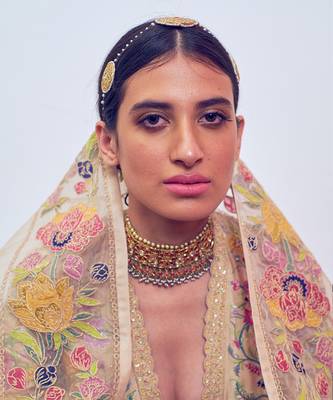 Beige Heritage Embroidered Lehenga Set 5
