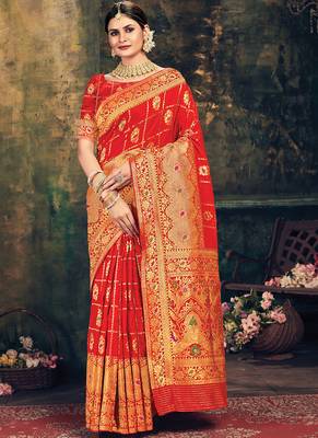 Red Banarasi Silk Weaving Jacquard Designer Saree 1