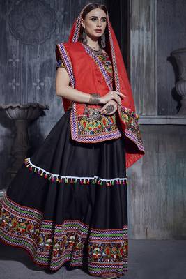 Black Art Silk Chaniya Choli for Garba     Red Dupatta, Kutchi Embroidery | Navratri Dress 1