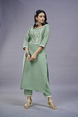 ASHWATH Green Embroidery Straight Kurta With Pant Set 1