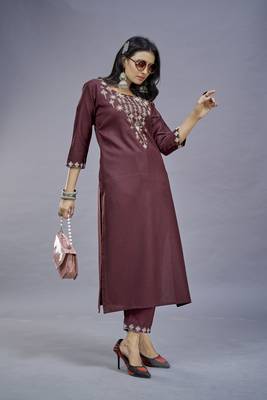 ASHWATH Maroon Embroidery Straight Kurta With Pant Set 1