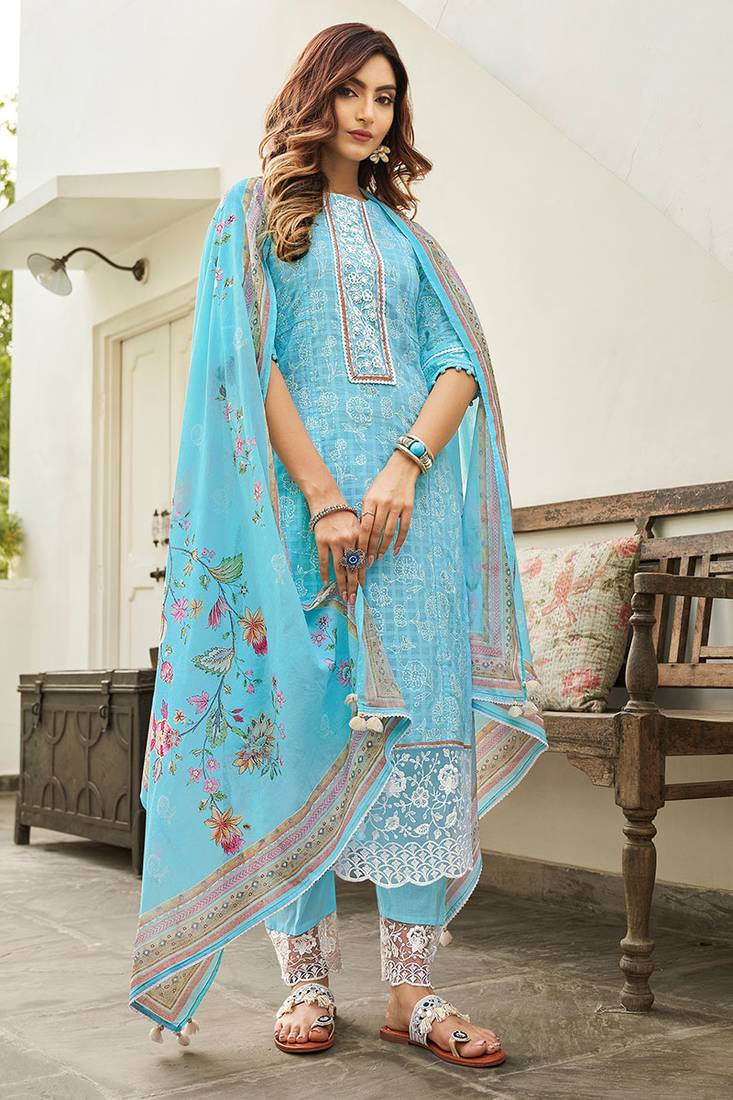 Resplendent pure cotton light blue printed salwar suit dupatta
