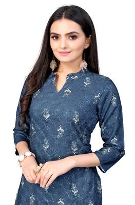 Mohvogue Navy Blue Digital printed Crochet Kurta. 4