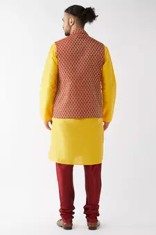 Yellow Woven Silk Blend Kurta-Pajama