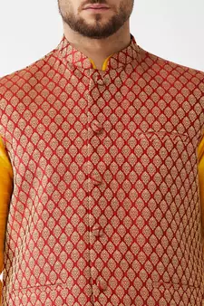 Yellow Woven Silk Blend Kurta-Pajama