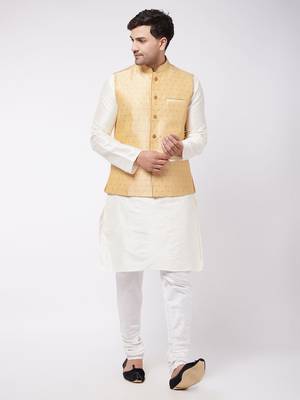 Maroon Woven Silk Blend Kurta-Pajama 2