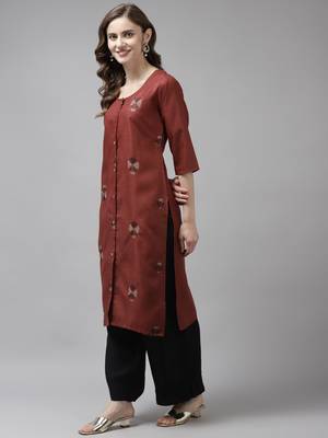 Maroon embroidered cotton ethnic-kurtis 3