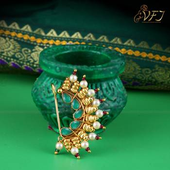 Vighnaharta Maharastrian Culture Nath Gold. work Guchhedar Nose Pin for Women and Girls- (VFJ1061NTH-Press-Green) 3