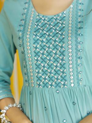 Green embroidered cotton long-dresses 4