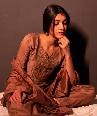Nude Myra Straight Fit  Suit Set 10