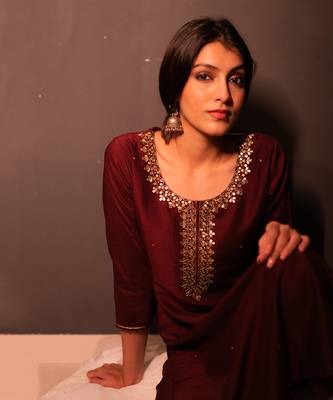 Maroon Saba Straight Fit Kurta Set 7