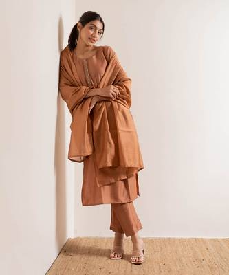 Dusty Orange Chaap Straight Fit Kurta Set 11