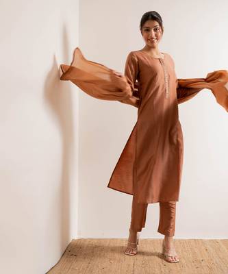 Dusty Orange Chaap Straight Fit Kurta Set 13