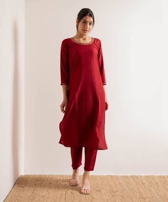 Red Chirmi Straight Fit  Suit Set 5