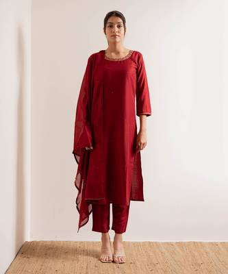 Red Chirmi Straight Fit  Suit Set 1