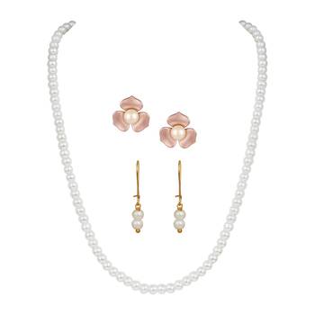 Gold necklaces 1