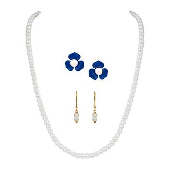 Gold necklaces 1