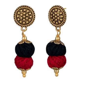 Red necklaces 3