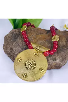 Maroon necklaces