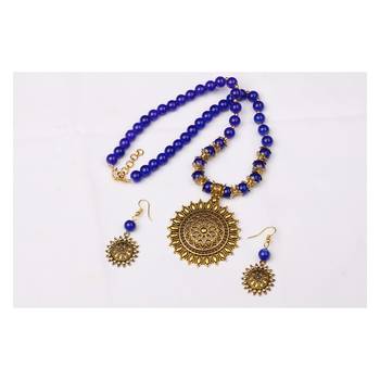 Blue necklaces 2