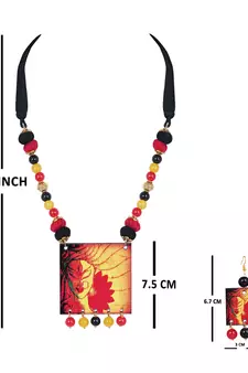 Black necklaces