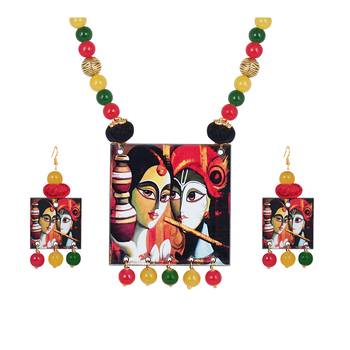 Red necklaces 1
