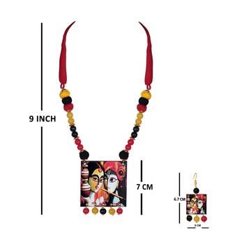 Red necklaces 4