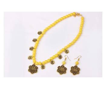 Yellow necklaces 2