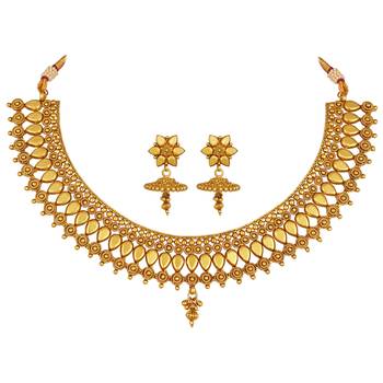 Gold necklaces 3