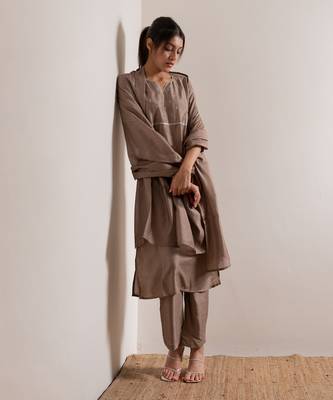 Pale Nude Khair Straight Fit  Suit Set 9