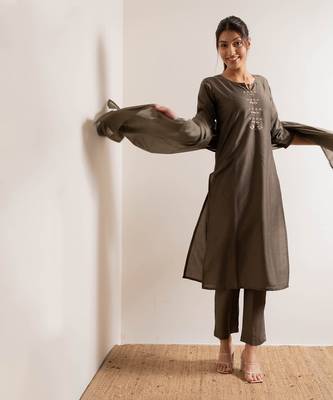 Fade Grey Noori Straight Fit  Suit Set 15